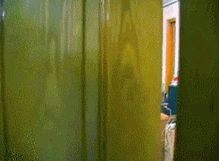 any-kpop-deactivated20120105-de:  GD and TOP dancing Candy Shop. 
