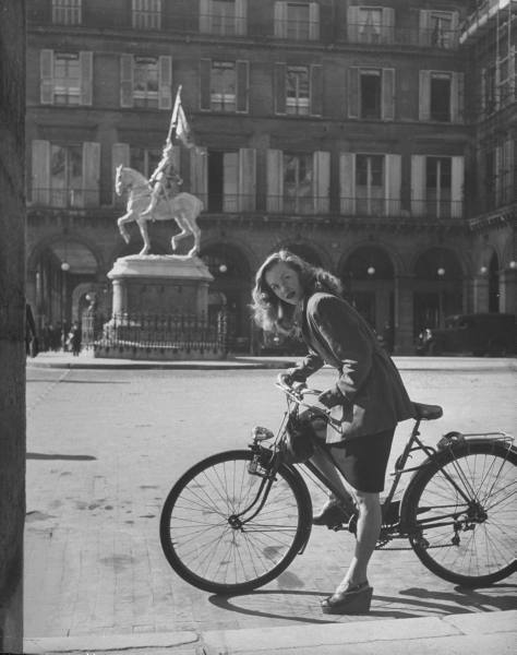 legrandcirque:  French actress Barbara Laage riding her bike. Photograph by Nina Leen. Paris, May 19