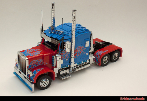 Optimus prime truck