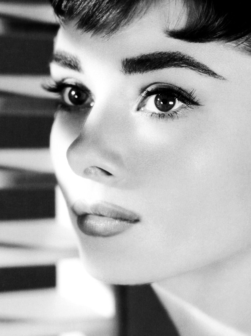 deforest:   Audrey Hepburn in Sabrina, 1954. 