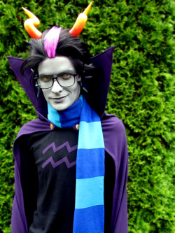 mpreg-isnt-an-emotion-manichu:  averyniceprince:  barabarabuggy:  OKAY PRESSURED INTO MAKING A TUMBLR.  I just returned from Youmacon yesterday and thought I’d share some pics of my Eridan.  Our group was incredible!  It was our first time going,