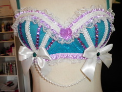 arijuana:  i need to get a custom bra from