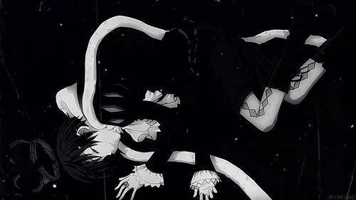  "Everyone thinks that i have it all, its so empty living behind these castle walls" ♛  