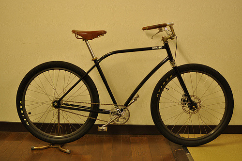tahh80: REW10 Works (by Circles Japan)