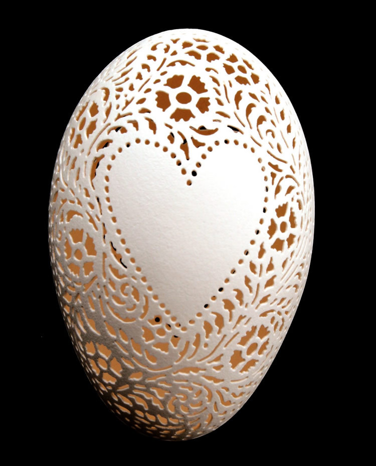 chimpgoods:  Hand carved and etched Victorian Lace chicken eggs by Beth Ann Magnuson. 