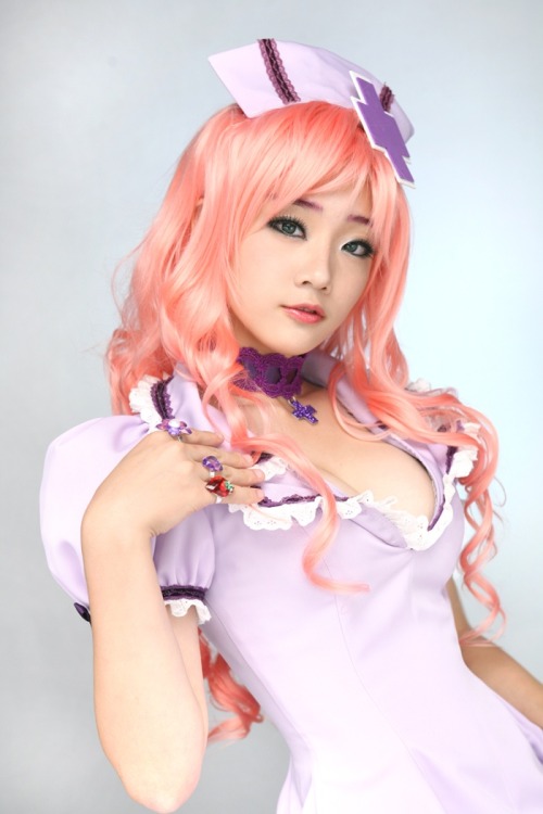 reretlet:  [k_miyuko] VOCALOID2: 巡音ルカ - コスプレCure