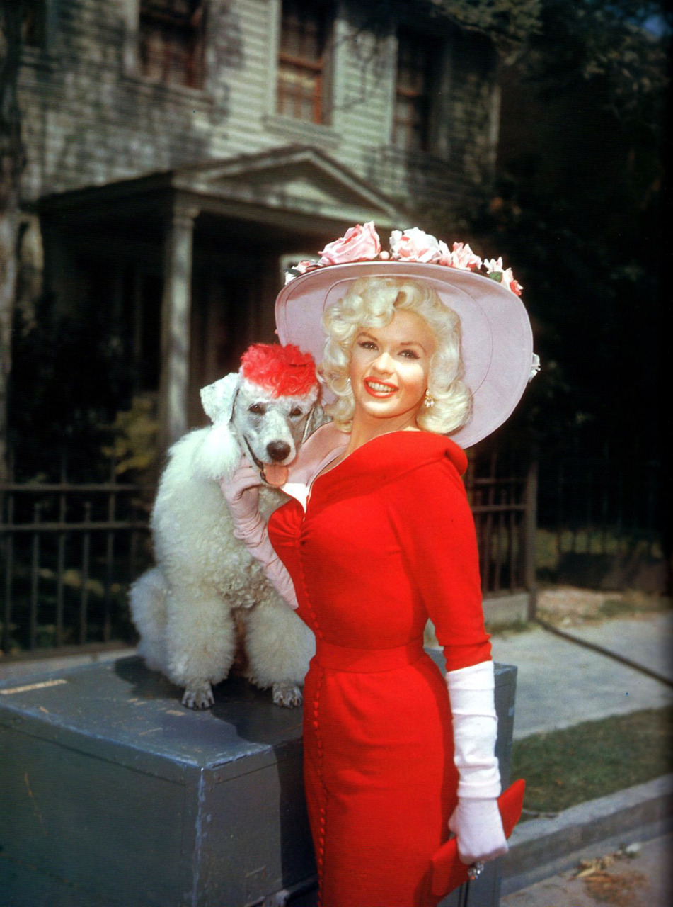 vintagegal:  Some of my favorite ladies in red. Rita Hayworth, Elizabeth Taylor and