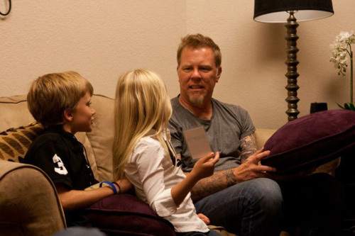 holierthanyou:  pumpingblood:  James , Marcela &amp; Castor.  THESE ARE NOT MARCELA