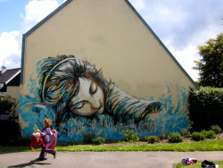 the-absolute-best-posts:  zealotagnosticatheist: Alice Pasquini  Submitted by dayanatuna Click to follow this blog, you will be so glad you did!