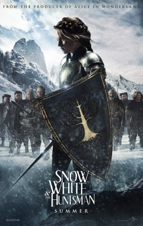 gallows-bird:ofshalott:fuckyeahmovieposters:Snow White and the Huntsman#Is this movie set in Gondor 