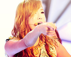 OT9~