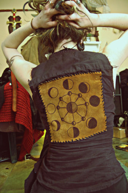 wolftea:  nerdy leather moon patch, i fucked