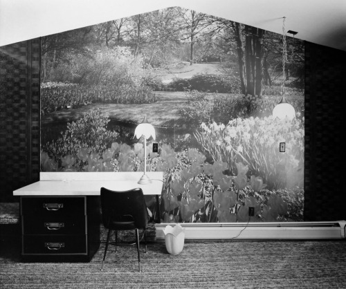 “Holland Room” The Crossroads Motel, Moira NY photo by Lynne Cohen, 1979 via: La Lettre de la Photographie