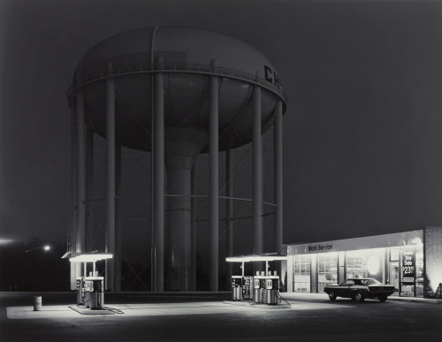 Petit’s Mobile Station, Cherry Hill, New Jersey photo by George Tice, 1974