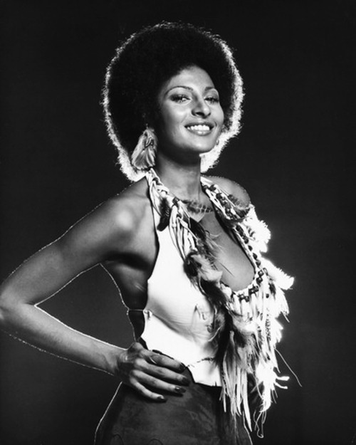 retroebony:  Pam Grier 