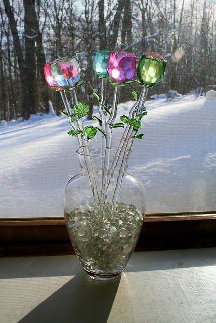 noigh:  Glass Flowers in Snow - 10 by lemoncat1 on Flickr. 