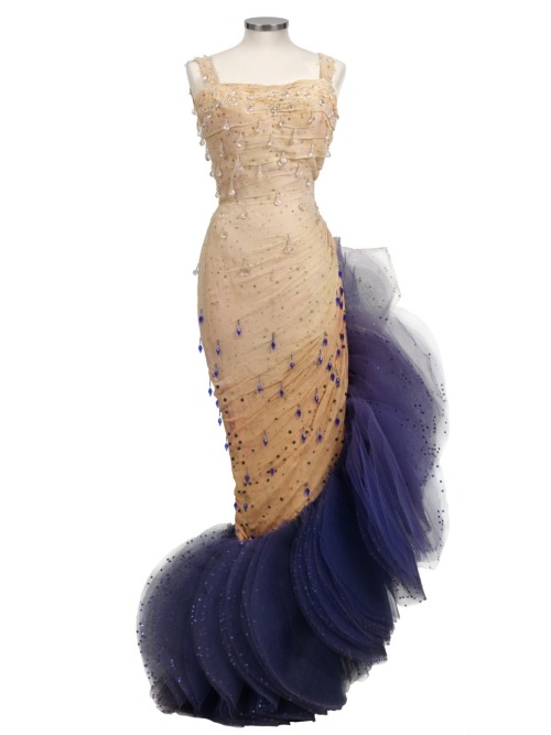 misspennydreadful: Marilyn’s dress from There’s No Business Like Show Business