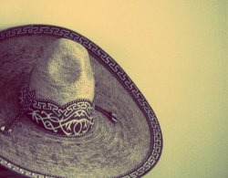 ilovemymariachilife:  Sombrero. 