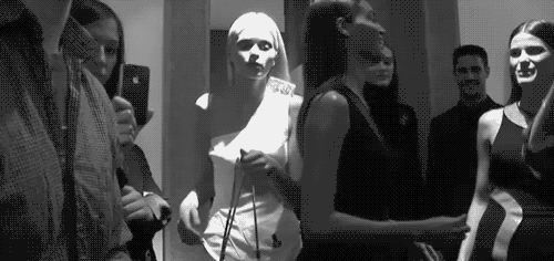 d-aisychain:gi-venchy:ooh the pushget out of her fucking way