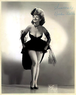 Autographed promo photo of:   Vicki Welles 