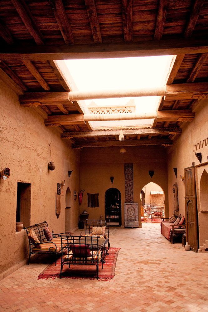 sav3mys0ul:  Morocco - Sahara: Kasbah Hospitality (by John &amp; Tina Reid) 