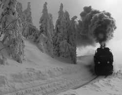  beautiful the snow…the trainsmoke…