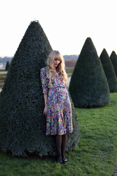 azazaychek: tip-toes: Versailles, 11.13.11 Best floral print.