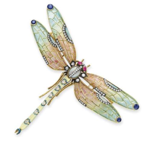 omgthatdress: Brooch Elizabeth Taylor, Christie’s I like this one best.