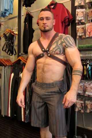 ozzkink:  Hot Nasty pig 