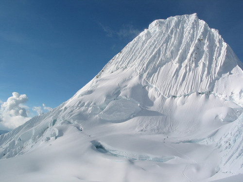 Alpamayo by brad.mering on Flickr.Alpamayo 5497m - Cordillera Blanca, Peru. Considered by UNESCO the