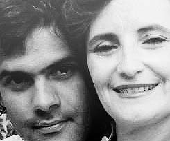  Perto do meio-dia, Cazuza me chamou e disse:    –Mamãe, estou morrendo…  