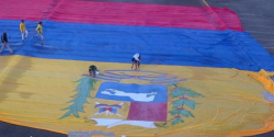  #Vinotinto   blablablebleblu:  La bandera