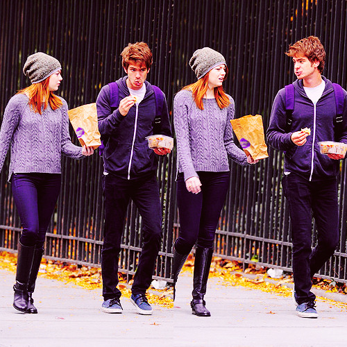 thebeautyofsolitude:   ~ Andrew Garfield & Emma Stone | Out&About in NYC (Nov 15th, 2011)  