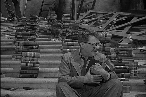 retrogasm:  HAPPY BIRTHDAY BURGESS MEREDITH (103) 