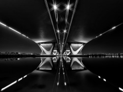 Fiore-Rosso:  Http://Almiller.deviantart.com/ 