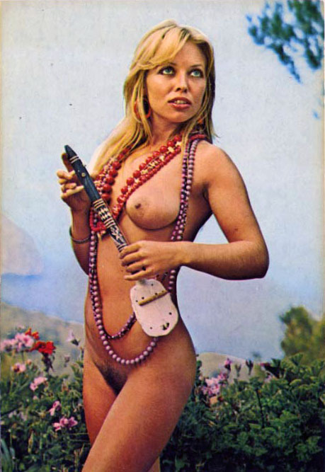 http://nudevintage.tumblr.com/post/12927633844