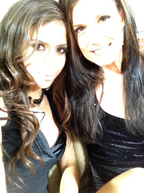 @msindiasummer and I are ghosts.