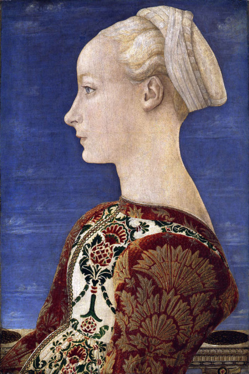 tonguedepressors:‘Renaissance Faces. Masterpieces of Italian Portraiture’- Pisanello, Portrait of Le