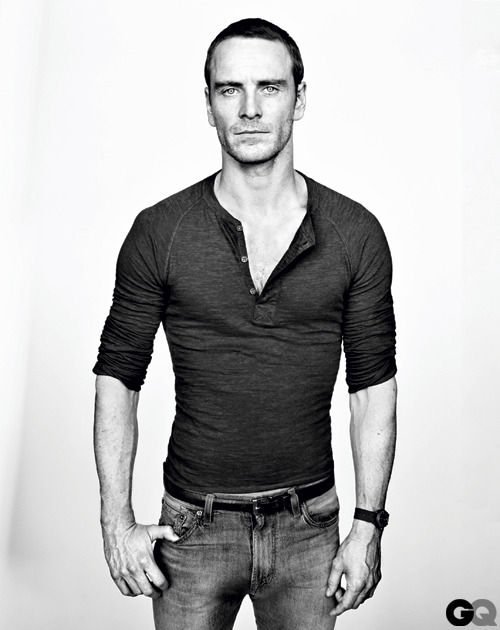 gingerhaze:  jukebox-head:  holy mother of god  you are not real 