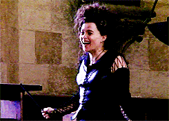  Not My Daughter,You Bitch! - Bellatrix Lestrange and Molly Weasley. 