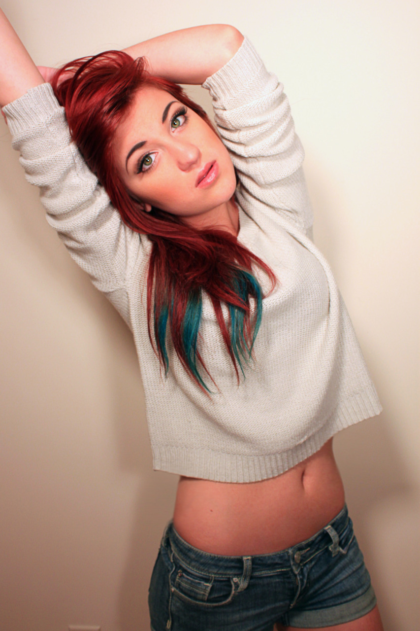 jessicacaitlynn:  Pewp. Guys I look like I have an ass. I got side bulge. What. O_O