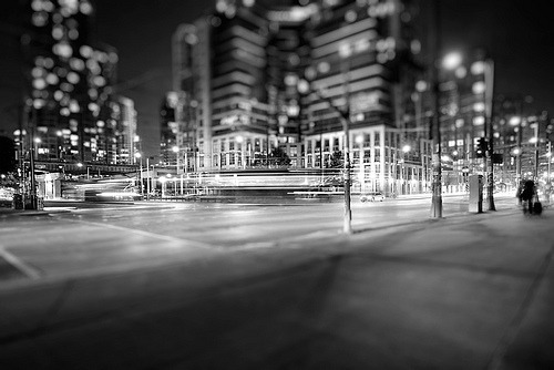 black-and-white:  Streetcar Turn (by Mute*) 