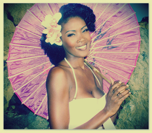 thepinupnoire:PinUp Angelique Noire on Flickr.From photo shoot yesterday at El Matador Beach in Mali