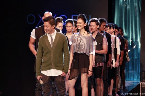 PhilFashionWeek Spring/Summer 2012 | Oxygen x Marcela Gutierrez