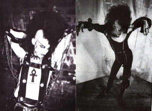 bonesy-dekay:  Johnny Slut, “inventor” of the deathhawk. 