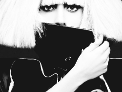 germnotta:  Happy B-DAY The Fame Mons†er