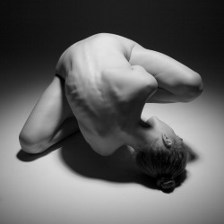 self portrait. &ldquo;Topple&rdquo;