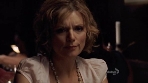 realjerseyboi: TERYL ROTHERY: THE GUARD: 2X03: SOUND OF LONELINESS I don’t have enough space in one