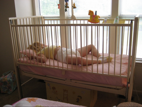daddy75:Nice baby crib