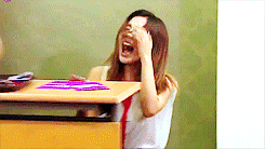 jenny96:  ☆ Sunny’s reaction when a guy ripped his pants ㅋㅋㅋ 